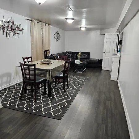 Queen Bedroom